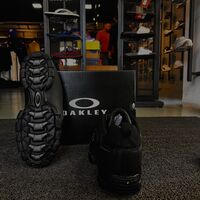 Bota Oakley Halftrack Low III
