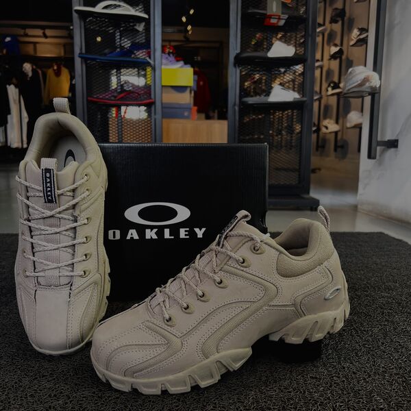Bota Oakley Flak III