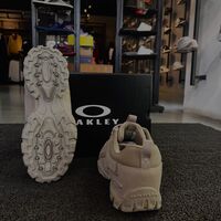 Bota Oakley Flak III