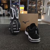 Tênis Mizuno Wave Mirai 8