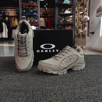 Bota Oakley Halftrack Low III