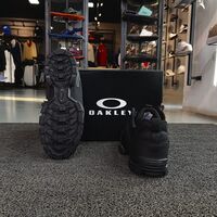 Bota Oakley Flak III