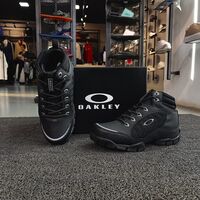 Bota Oakley Halftrack III Mid