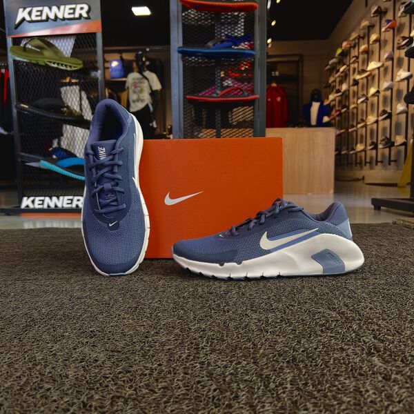 Tênis Nike Flex Train