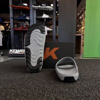 Sandália Slide Kenner Makho