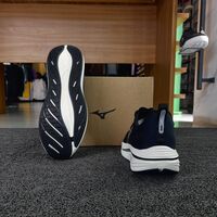 Tênis Mizuno pryzma